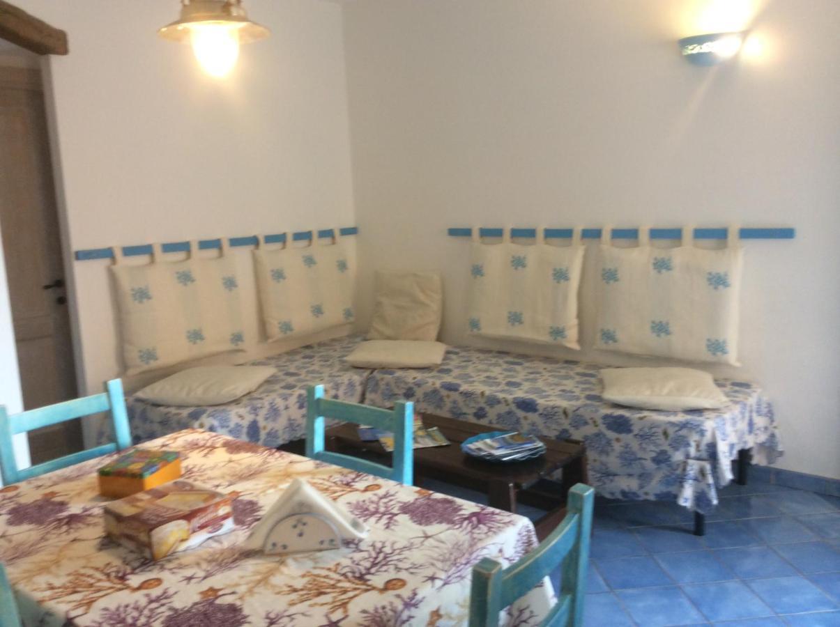 Tiffany Palau Bed and Breakfast Buitenkant foto