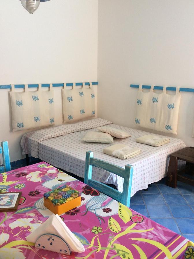 Tiffany Palau Bed and Breakfast Buitenkant foto