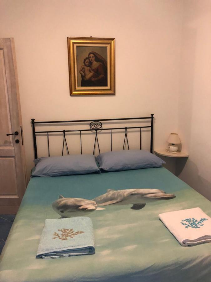 Tiffany Palau Bed and Breakfast Buitenkant foto