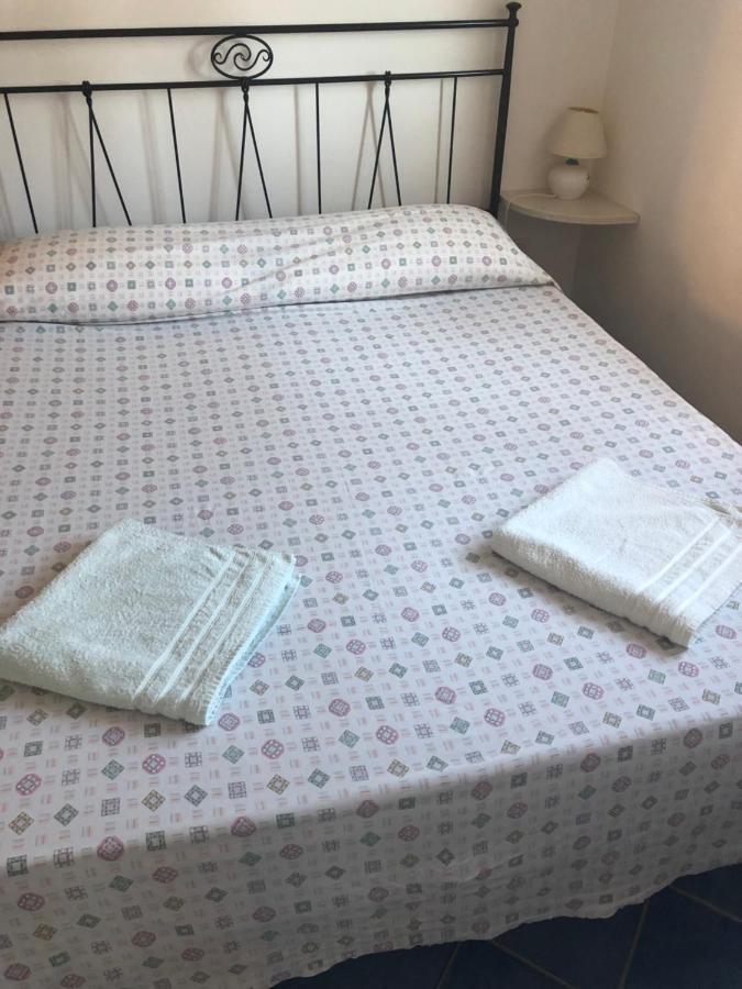 Tiffany Palau Bed and Breakfast Buitenkant foto