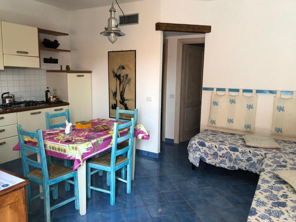 Tiffany Palau Bed and Breakfast Buitenkant foto